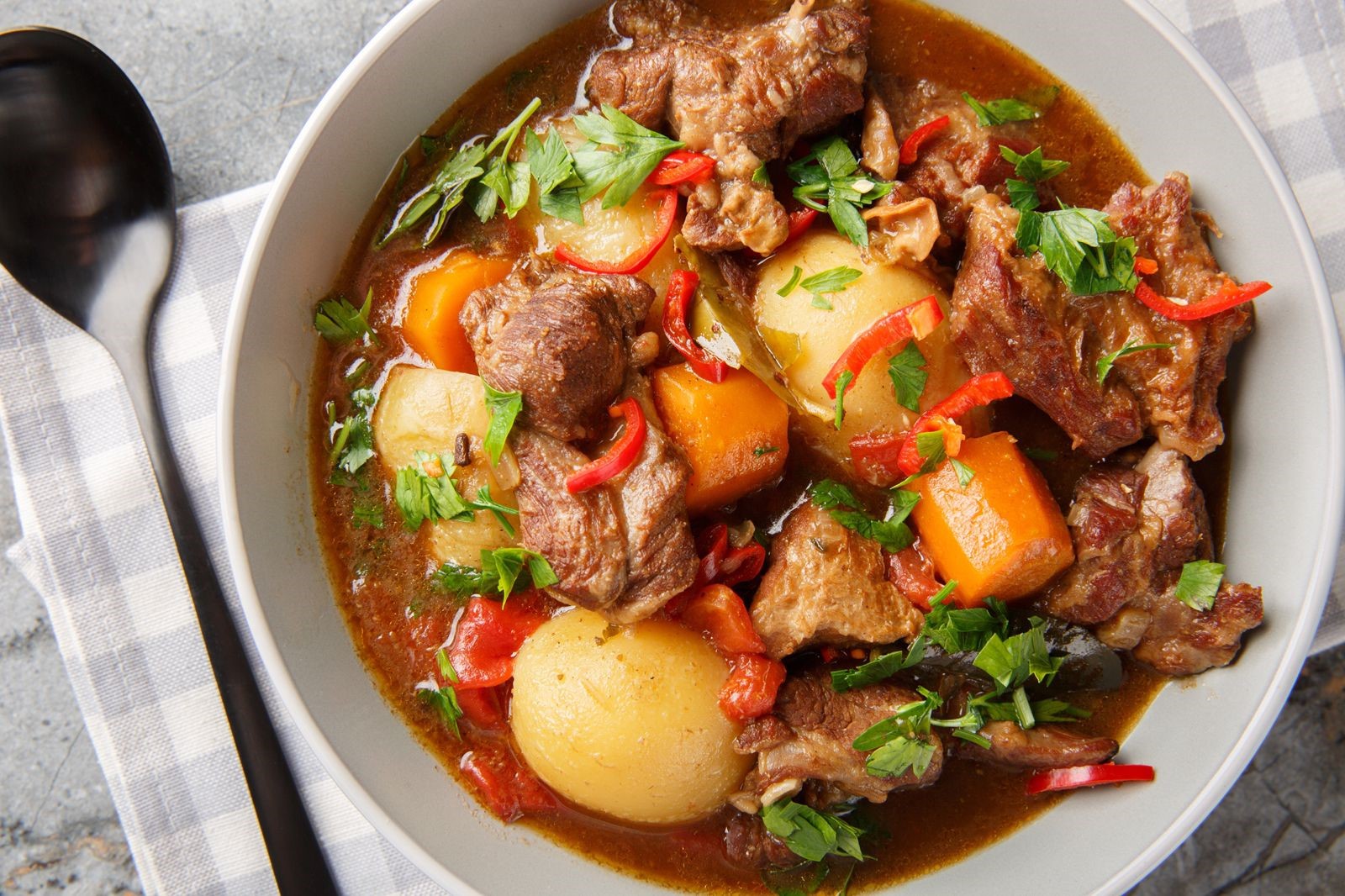 Cara Mengontrol Lemak Tubuh dan Menjaga Kadar Kolesterol Setelah Makan Berat