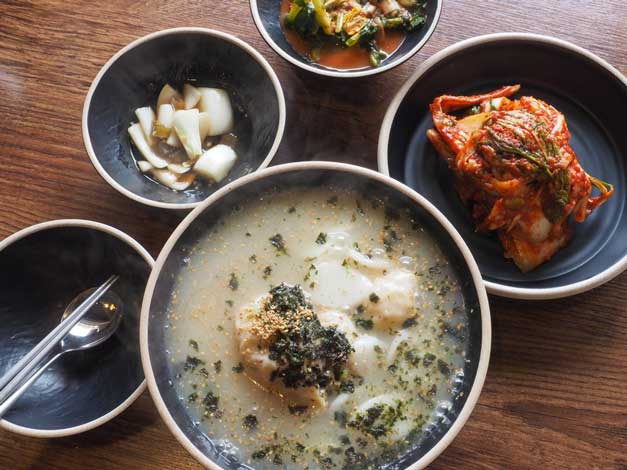 Tetap Sehat di Musim Hujan dengan Menu Tradisional Korea